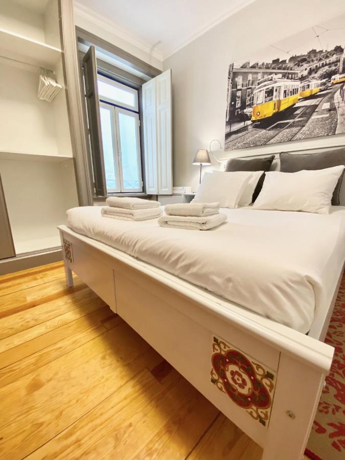 Luxury Vintage Apartment By Myplaceforyou, At The City Centre Next To Marques De Pombal Lisbon Exterior photo