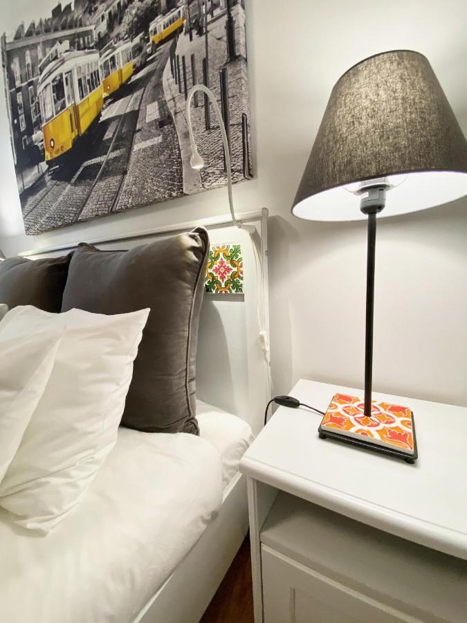 Luxury Vintage Apartment By Myplaceforyou, At The City Centre Next To Marques De Pombal Lisbon Exterior photo